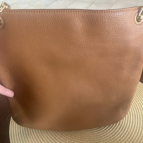 Tory Burch flat neutral versatile purse. Used once. Perfect condition - Picture 6 of 12